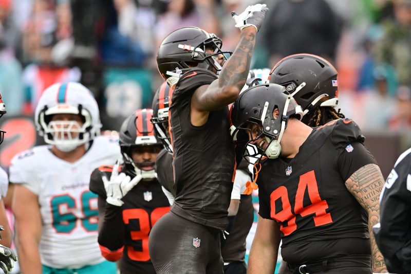 Fantasy football defense/special teams rankings for Week 8